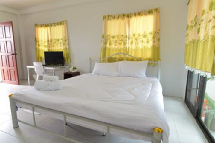 Room 17 of 23