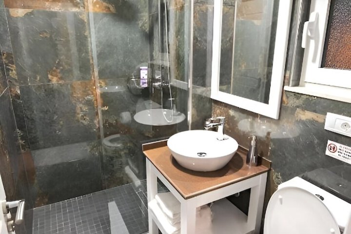 Room 54 of 58