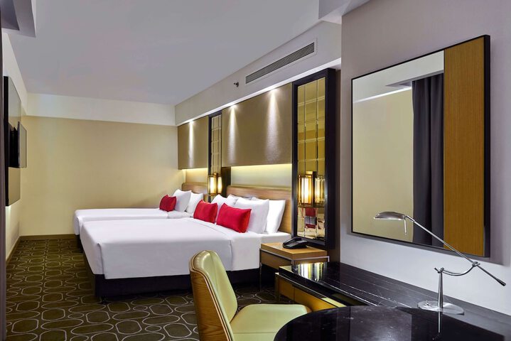 Room 18 of 52