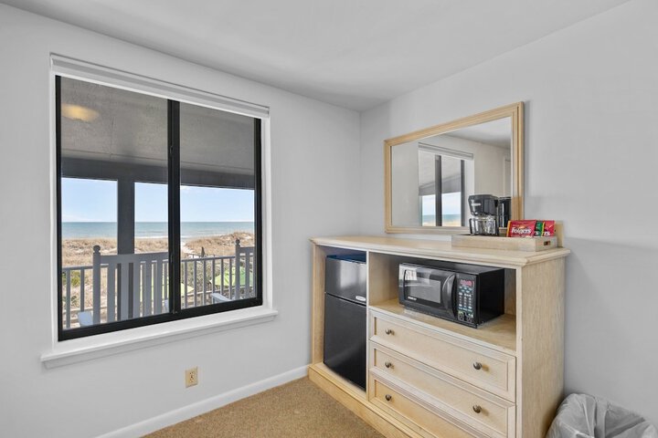 Room 15 of 97