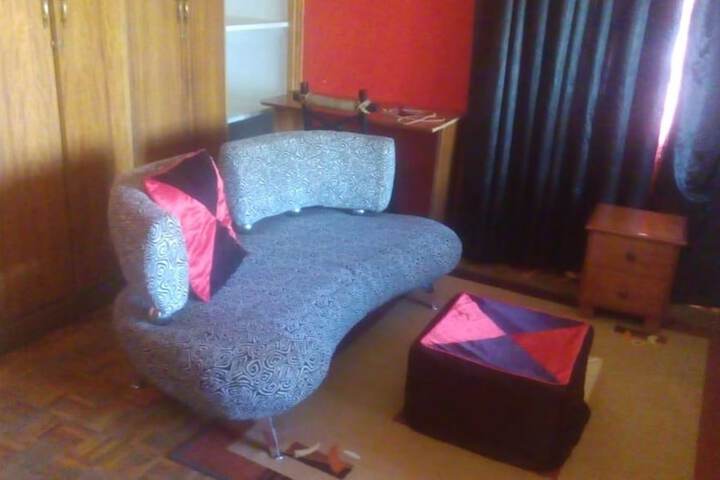 Room 4 of 41