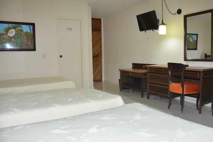 Room 15 of 76