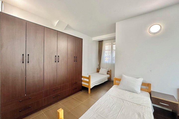 Room 50 of 73