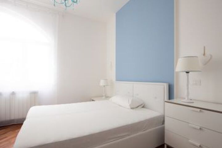 Room 6 of 22