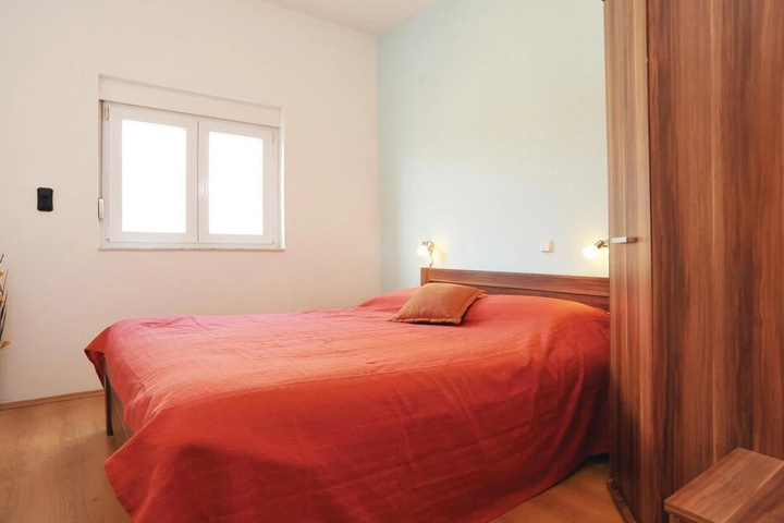 Stunning Home in Maslenica With Wifi and 3 Bedrooms