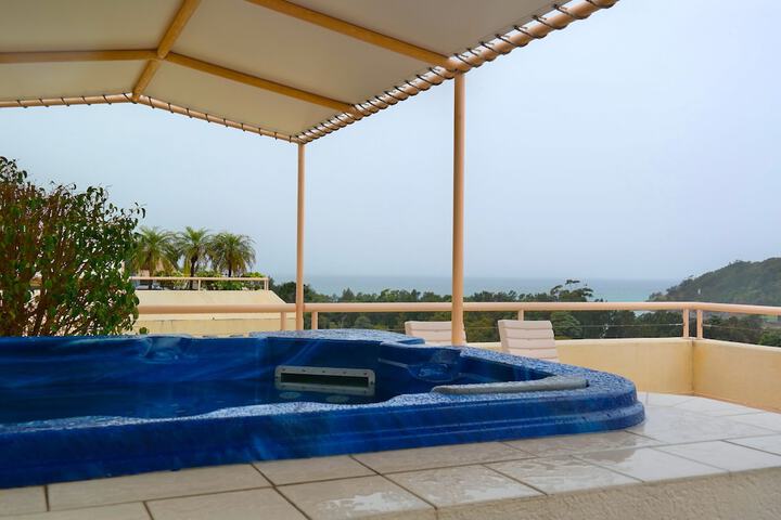 Pool 69 of 121
