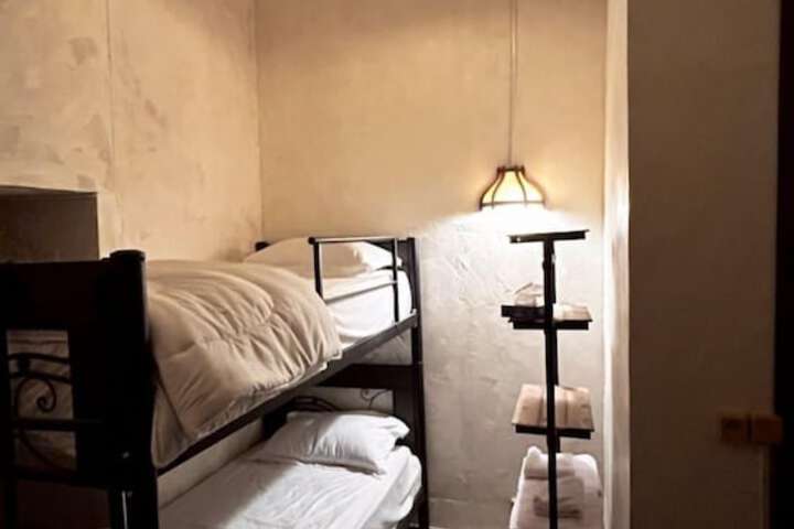 Room 2 of 9