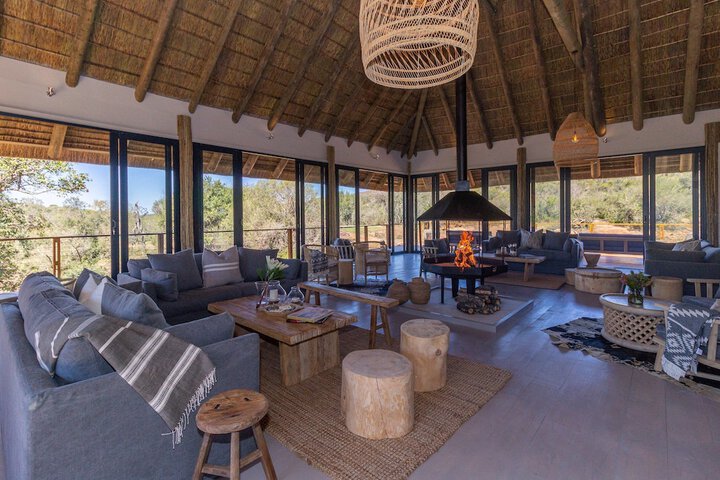 Hotel Interior 11 of 113