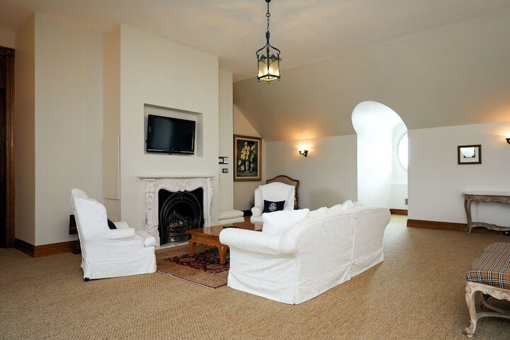 Room 15 of 72