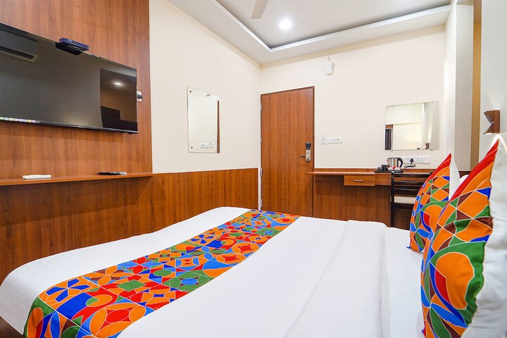 Room 19 of 29