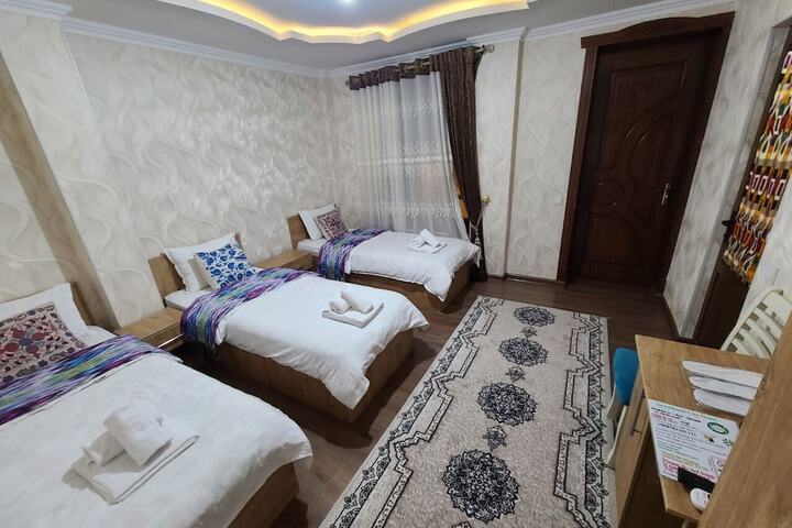 Room 29 of 102