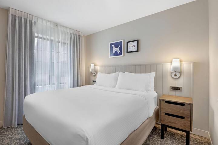 Room 31 of 60