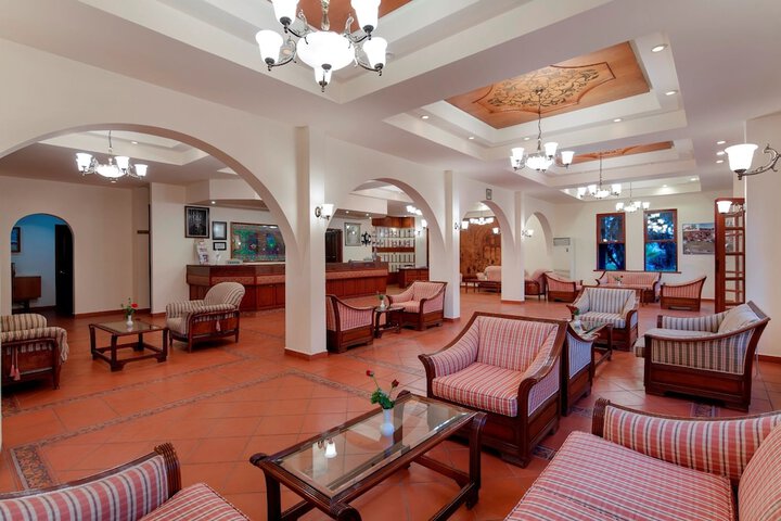 Hotel Interior 6 of 87