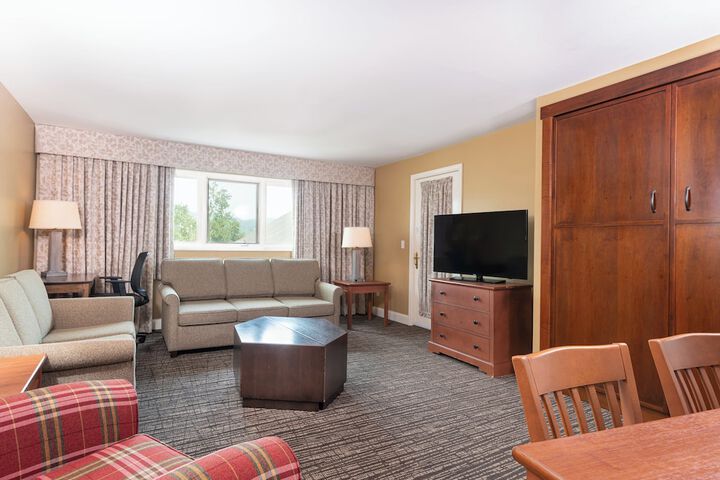 Room 48 of 111
