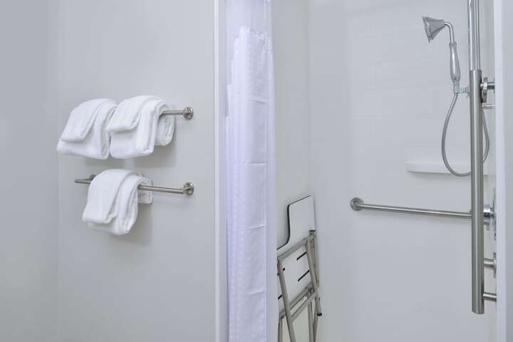 Standard | King Bed (6 of 11)