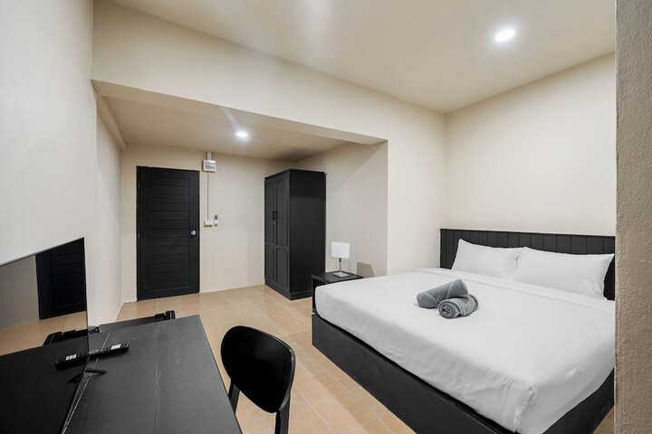 Room 6 of 29