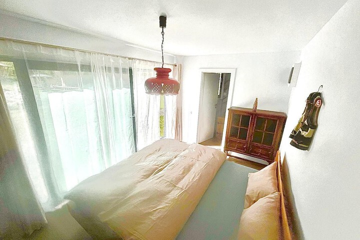Room 6 of 31