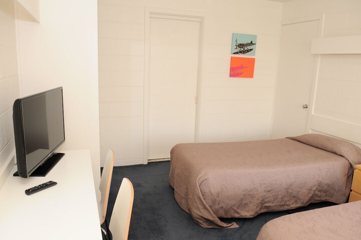 Room 18 of 66