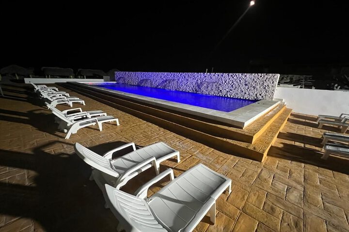 Hotel 12 of 13