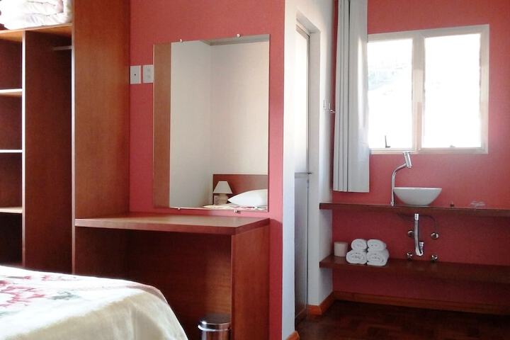 Room 12 of 24