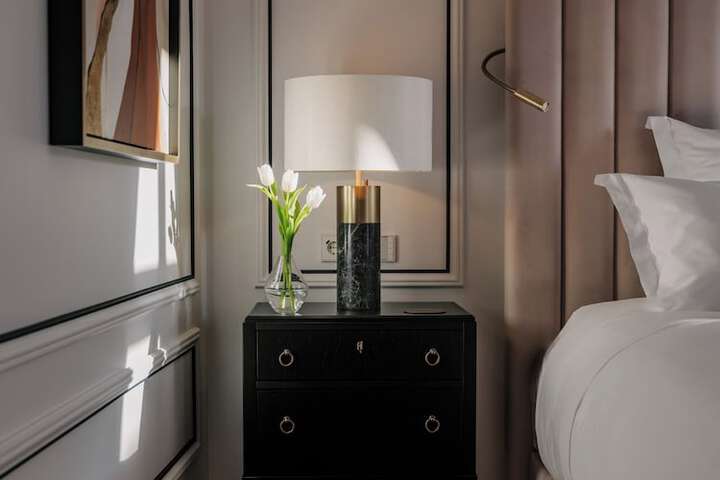 Room 35 of 38