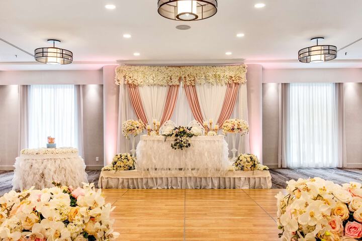 Indoor wedding