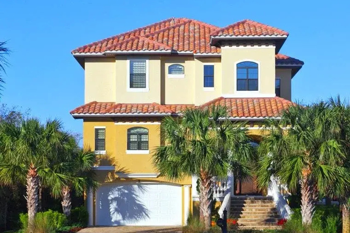 Image of Tuscany by the Sea 5 Br home by RedAwning