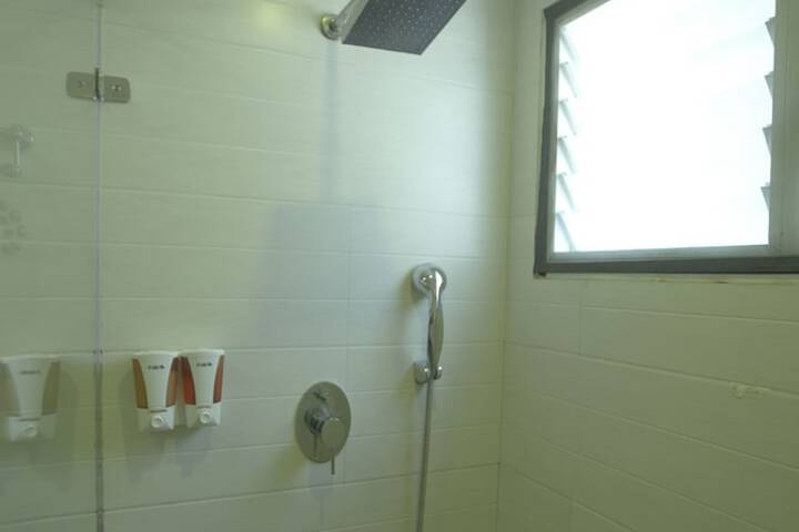 Room 12 of 29