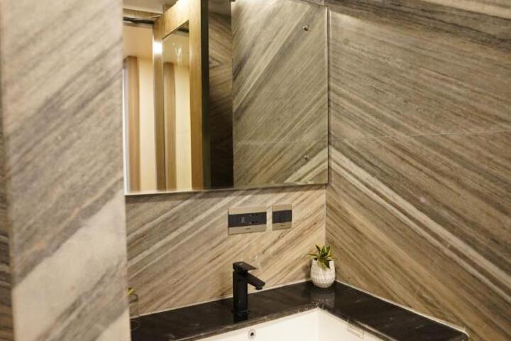 General 2 of 41