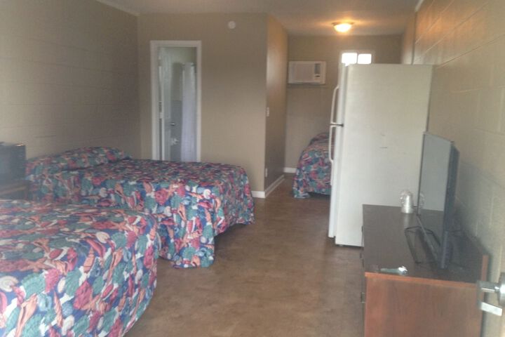 Room 7 of 17