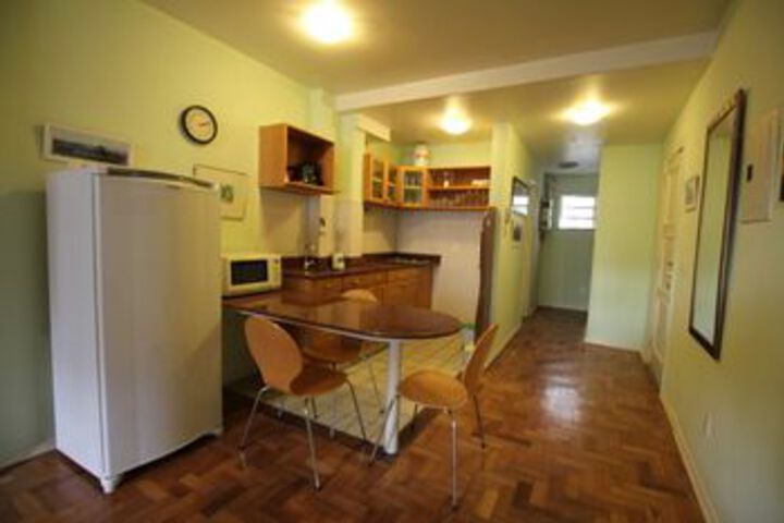 Room 10 of 20