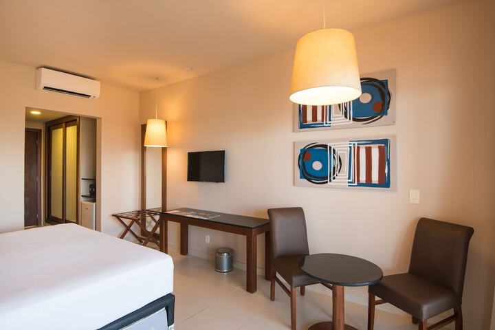 Room 20 of 97