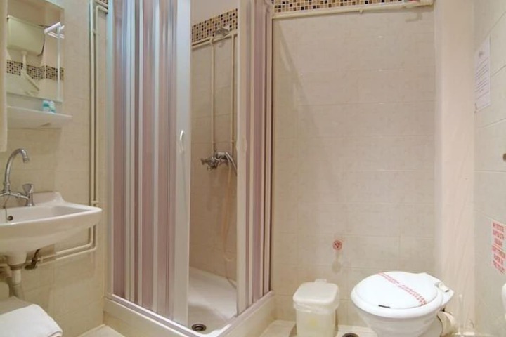 Bathroom Photo