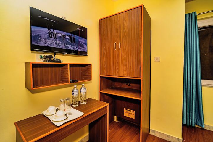 Room 7 of 29
