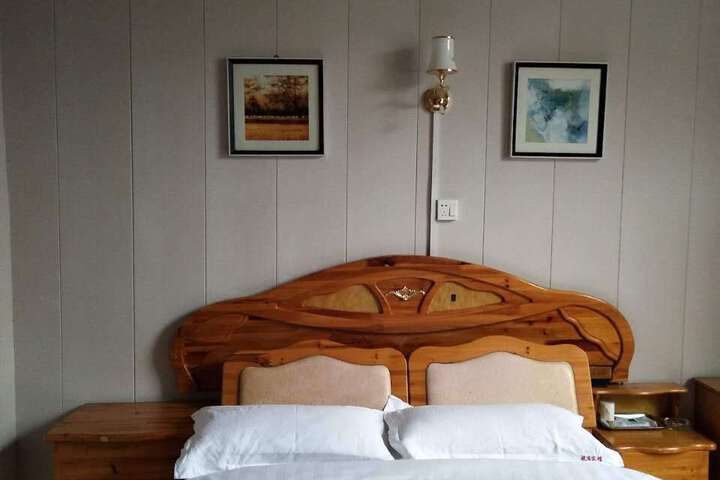 YOUKE HOTEL