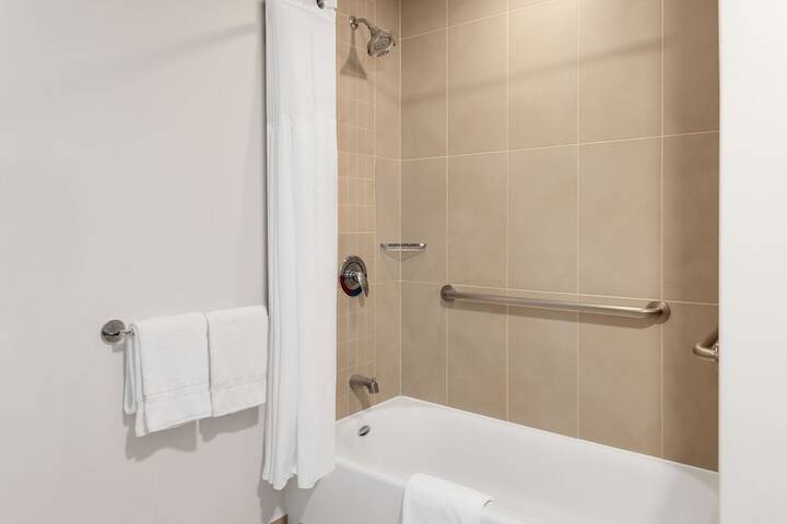 Room 20 of 51