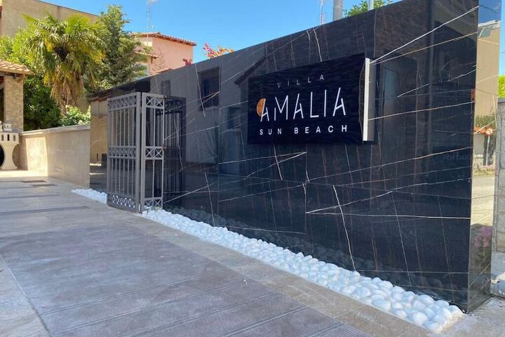 Villa Amalia Sun Beach