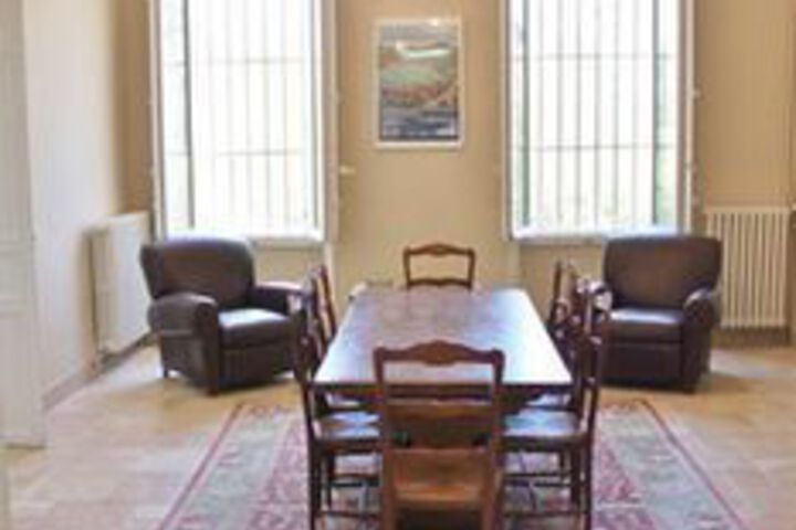 Room 13 of 23