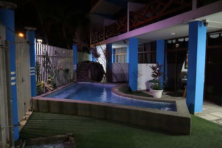 Pool 91 of 111