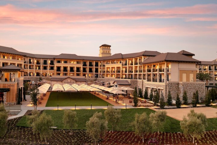 Grand Reserve at the Meritage Napa | Bookonline.com