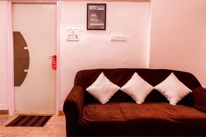 Hotel Interior 4 of 22