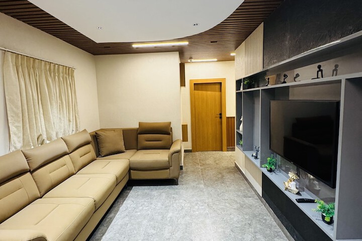 Room 37 of 59