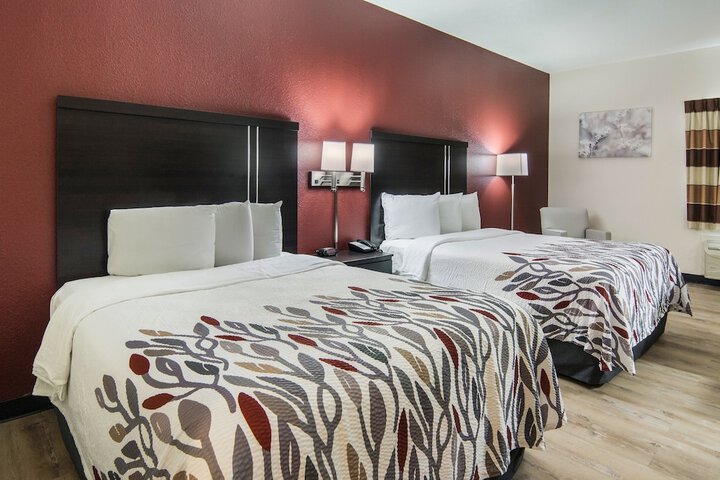 Double Superior King Bed (8 of 9)