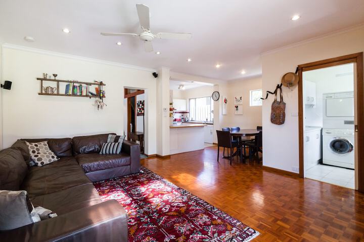 Room 28 of 42
