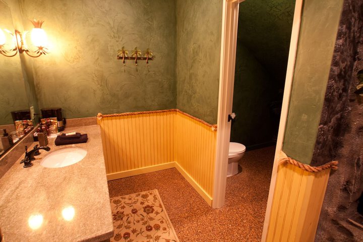 Room 76 of 96