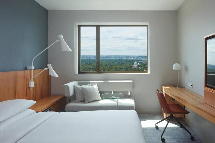 Room 35 of 101