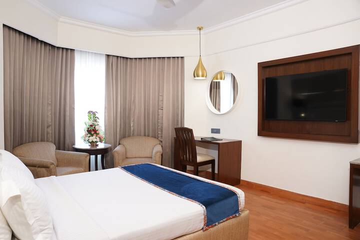 Room 30 of 76