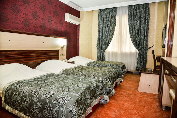 Room 18 of 40