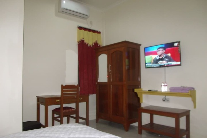 Room 5 of 35