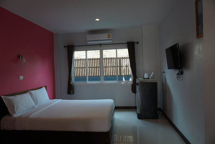 Room 10 of 67